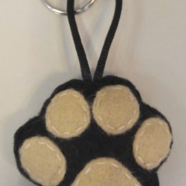Chaveiro “pegada” negro-beige