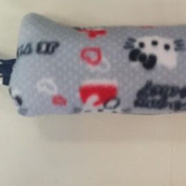 Xoguete con rabo para gatos – diseño “hello kitty”